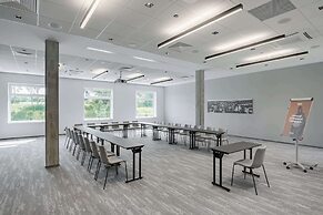 Park Inn by Radisson Vilnius Airport Hotel & Conference Centre