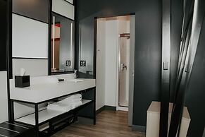Aloft Omaha West