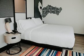 Aloft Omaha West
