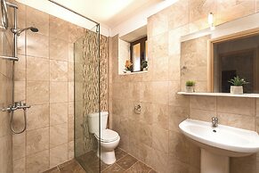 Barbara Ann Apartments