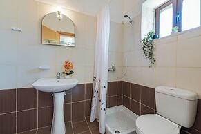 Barbara Ann Apartments