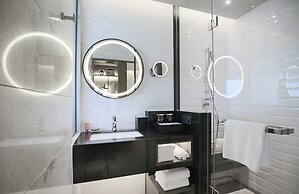 Crowne Plaza Shenzhen World Exhibition and Convention Center by IHG