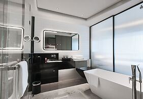 Crowne Plaza Shenzhen World Exhibition and Convention Center by IHG