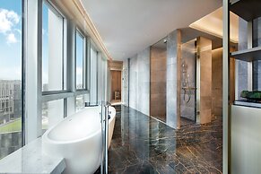 Crowne Plaza Shenzhen World Exhibition and Convention Center by IHG