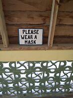 Pal's on the Beach - A Gold Standard Hotel