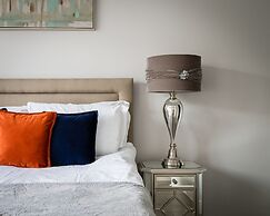 Cromwell Road Apartments