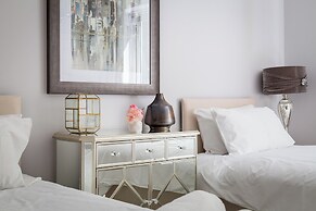 Cromwell Road Apartments