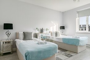 Cromwell Road Apartments