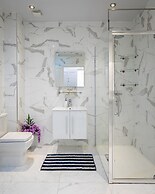 Cromwell Road Apartments