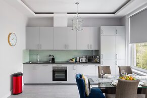 Cromwell Road Apartments