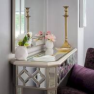 Cromwell Road Apartments