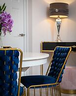 Cromwell Road Apartments