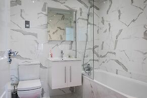 Cromwell Road Apartments