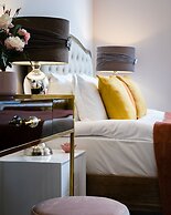 Cromwell Road Apartments