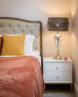 Cromwell Road Apartments