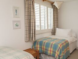 Angorfa - Trearddur Bay