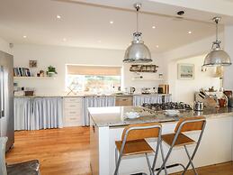 Angorfa - Trearddur Bay