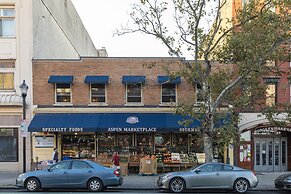 Deedee's Downtown Hoboken 2