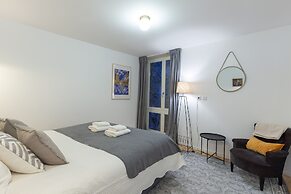 Porto Belomonte Studios