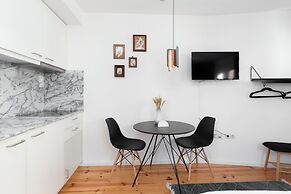 Porto Belomonte Studios