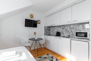 Porto Belomonte Studios