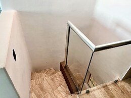 Beach and Ocean Front Apartments 1