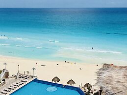 Beach and Ocean Front Apartments 1