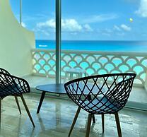 Beach and Ocean Front Apartments 1