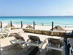 Beach and Ocean Front Apartments 1