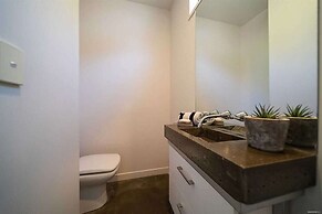 Modern Alpine Living with Spectacular View