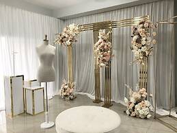 Jewel In the West 48A