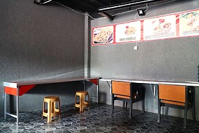 OYO 1861 Martha Guest House