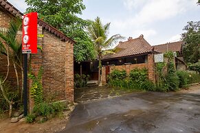 Abhaya Mudra Homestay