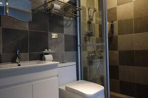 CoffeeLoft Inn &  Café