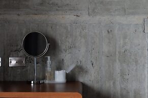 CoffeeLoft Inn &  Café