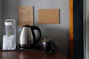 CoffeeLoft Inn &  Café