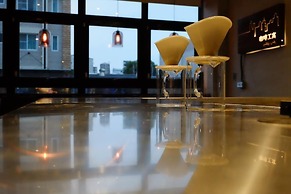 CoffeeLoft Inn &  Café