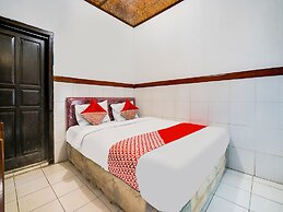 OYO 2157 Pondok Gembyang Air Panas Alam