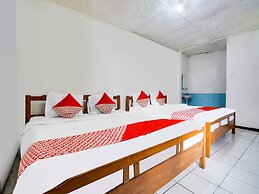 OYO 2157 Pondok Gembyang Air Panas Alam