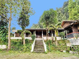 OYO 2157 Pondok Gembyang Air Panas Alam