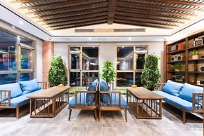 Nostalgia Hotel- Beijing Prince Mansion