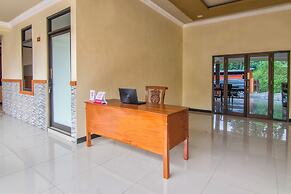 OYO 2162 Pondok Wisata Sri Widodo