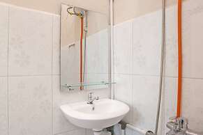 OYO 2192 D'ostha HomeStay Syariah