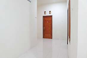 OYO 2192 D'ostha HomeStay Syariah