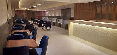 Cosmique Clarks Inn Suites , Goa