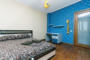 Two-storey apartment near IEC