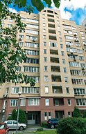 Two-storey apartment near IEC