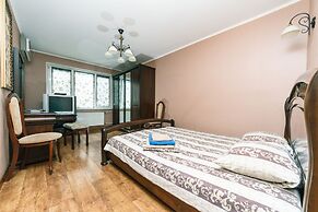 Apartment on Cheliabinska 19