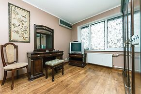 Apartment on Cheliabinska 19