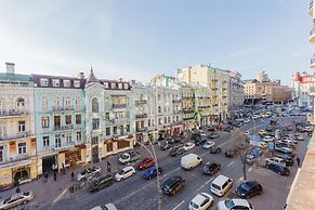On Lev Tolstoy Square